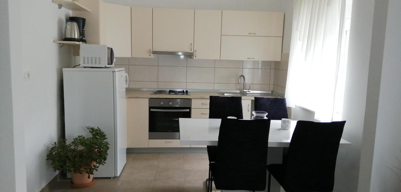 Apartman Borna 斯塔利格拉德-帕克利尼卡 外观 照片